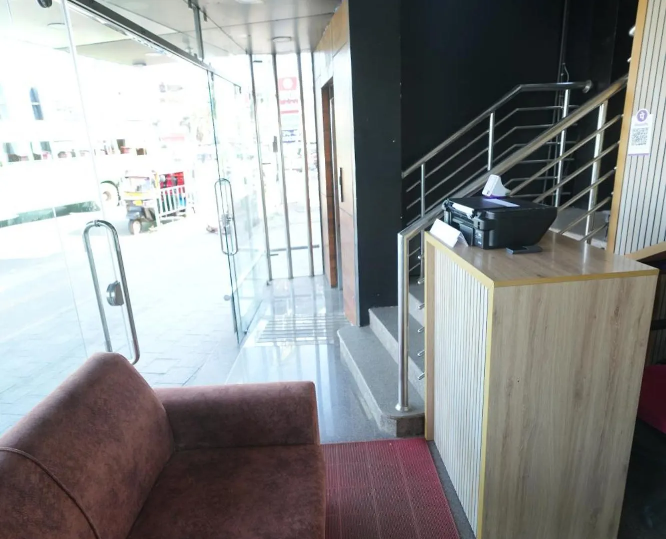 Hotel Amsher Suit Lulu Mall Road Kochi Indie