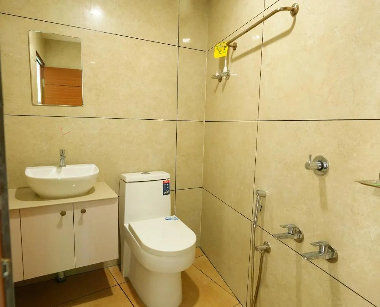 Amsher Suit Lulu Mall Road Hotel Kochi 3*,  India